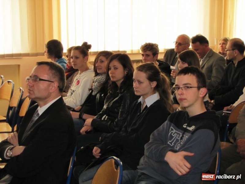 Zdjęcie w galerii na portalu naszraciborz.pl: Fakty i legendy o św. Janie Nepomucenie wiadomości z regionu