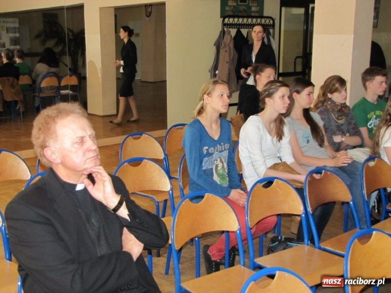 Zdjęcie w galerii na portalu naszraciborz.pl: Fakty i legendy o św. Janie Nepomucenie wiadomości z regionu