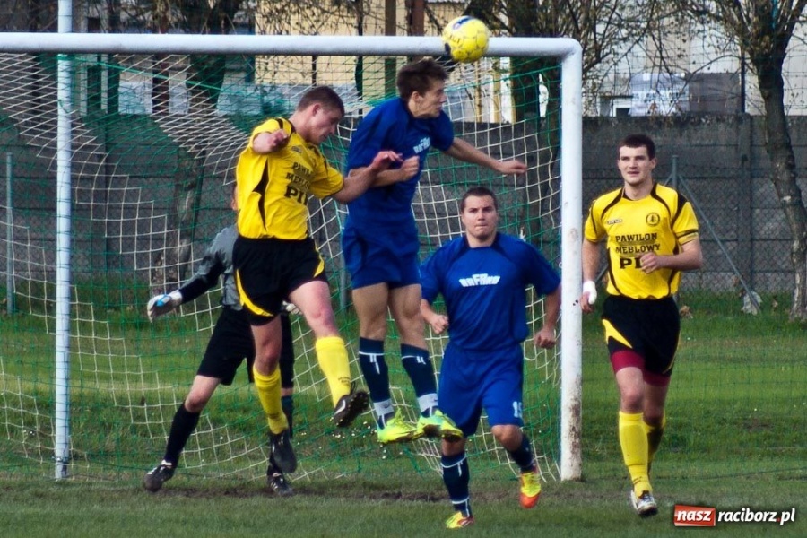 Zdjęcie w galerii na portalu naszraciborz.pl: Zagrali równo, Forteca 3 punkty, a Rafako... wiadomości z regionu