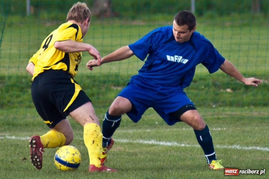 Zdjęcie w galerii na portalu naszraciborz.pl: Zagrali równo, Forteca 3 punkty, a Rafako... wiadomości z regionu