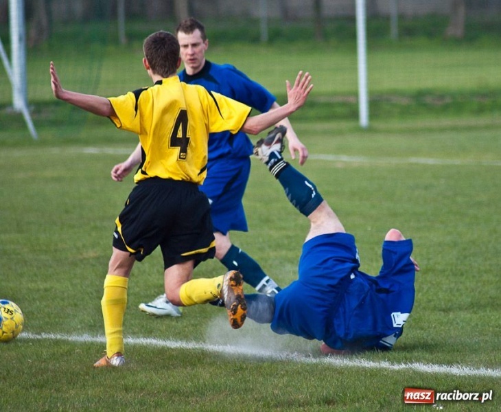 Zdjęcie w galerii na portalu naszraciborz.pl: Zagrali równo, Forteca 3 punkty, a Rafako... wiadomości z regionu