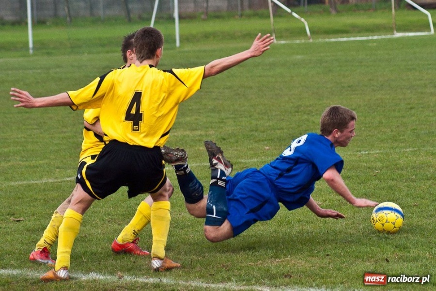 Zdjęcie w galerii na portalu naszraciborz.pl: Zagrali równo, Forteca 3 punkty, a Rafako... wiadomości z regionu