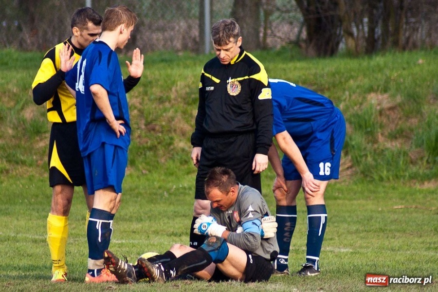 Zdjęcie w galerii na portalu naszraciborz.pl: Zagrali równo, Forteca 3 punkty, a Rafako... wiadomości z regionu
