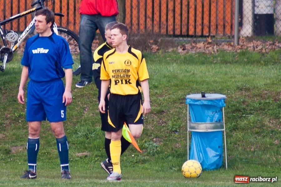 Zdjęcie w galerii na portalu naszraciborz.pl: Zagrali równo, Forteca 3 punkty, a Rafako... wiadomości z regionu