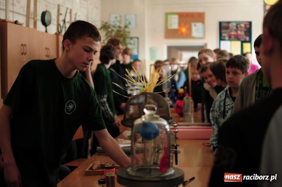 Zdjęcie w galerii na portalu naszraciborz.pl: Dni Otwarte w Gimnazjum nr 1 w Raciborzu wiadomości z regionu