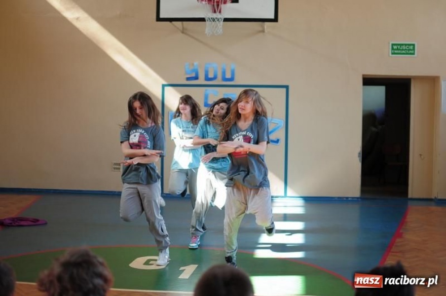 Zdjęcie w galerii na portalu naszraciborz.pl: Dni Otwarte w Gimnazjum nr 1 w Raciborzu wiadomości z regionu