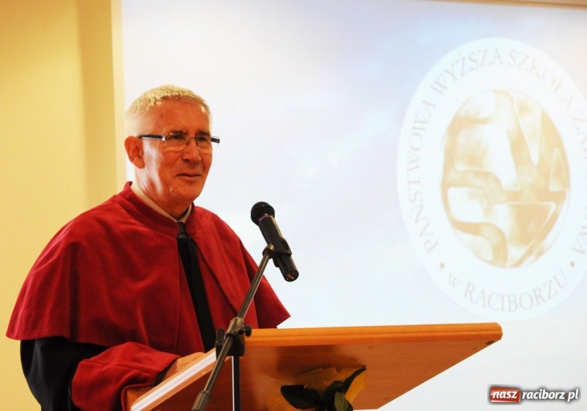 Zdjęcie w galerii na portalu naszraciborz.pl: Szkoła, która daje szlachectwo wiadomości z regionu