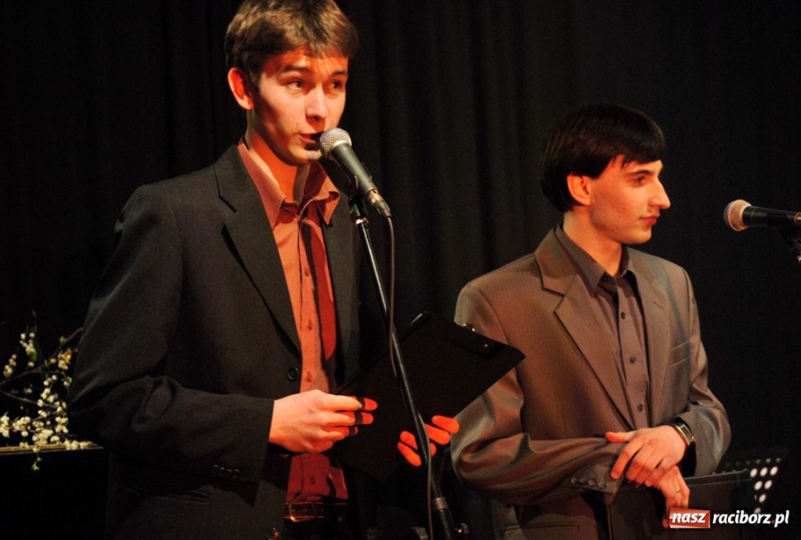 Zdjęcie w galerii na portalu naszraciborz.pl: Magda Hołyk z własnym recitalem wiadomości z regionu