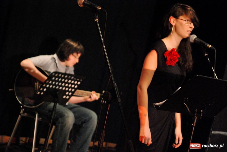 Zdjęcie w galerii na portalu naszraciborz.pl: Magda Hołyk z własnym recitalem wiadomości z regionu