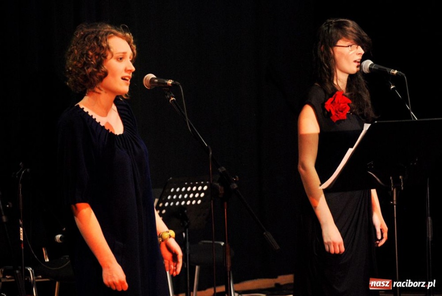 Zdjęcie w galerii na portalu naszraciborz.pl: Magda Hołyk z własnym recitalem wiadomości z regionu