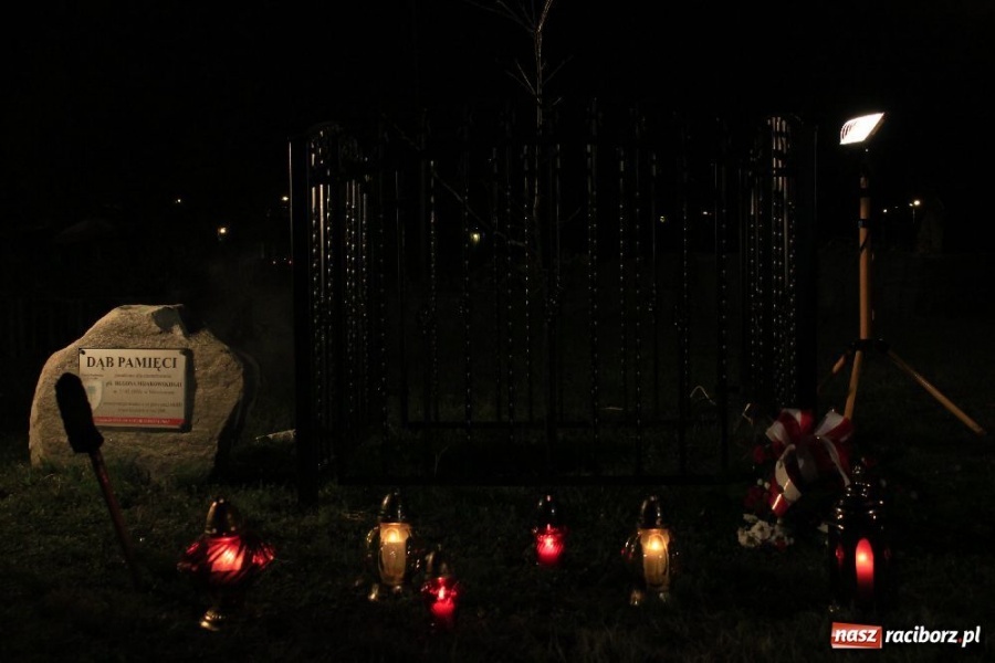 Zdjęcie w galerii na portalu naszraciborz.pl: Uczcili pamięć pomordowanych wiadomości z regionu