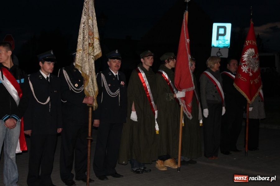 Zdjęcie w galerii na portalu naszraciborz.pl: Uczcili pamięć pomordowanych wiadomości z regionu