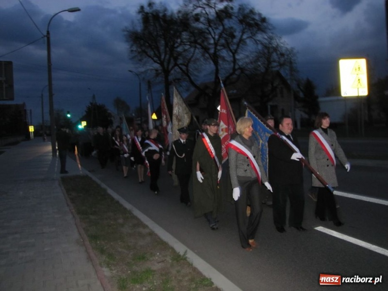 Zdjęcie w galerii na portalu naszraciborz.pl: Uczcili pamięć pomordowanych wiadomości z regionu