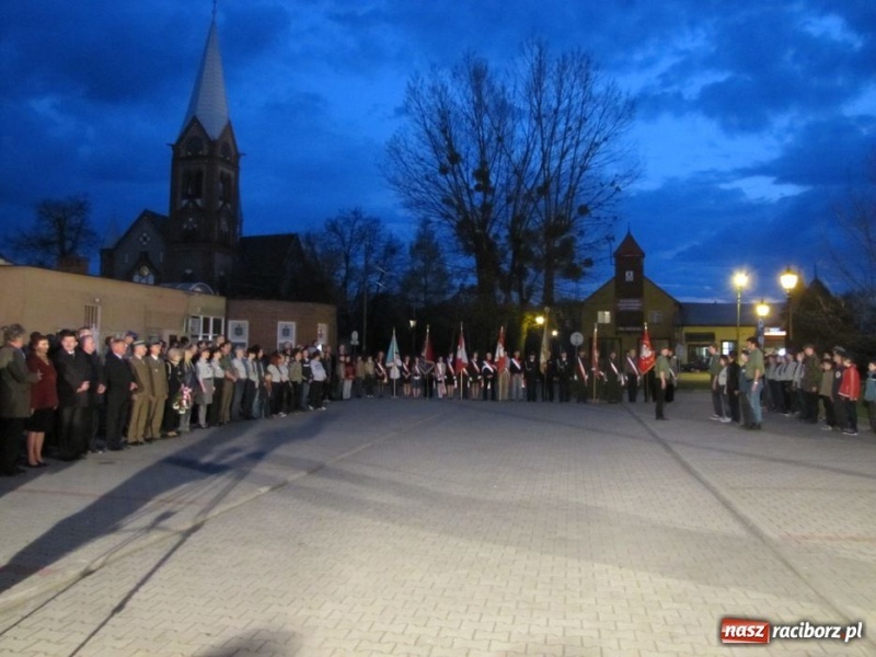 Zdjęcie w galerii na portalu naszraciborz.pl: Uczcili pamięć pomordowanych wiadomości z regionu