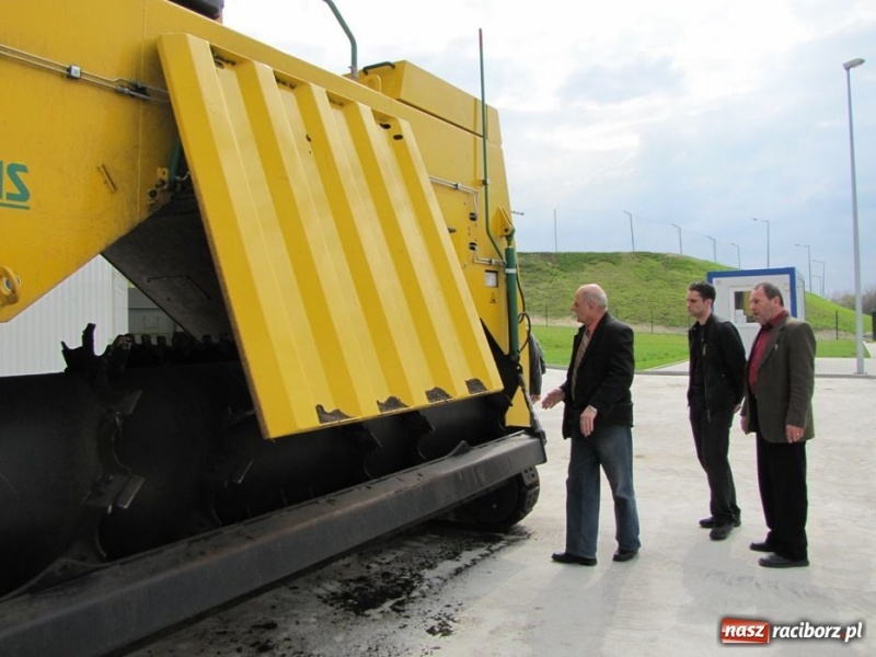 Zdjęcie w galerii na portalu naszraciborz.pl: Radni zwiedzali składowisko odpadów wiadomości z regionu