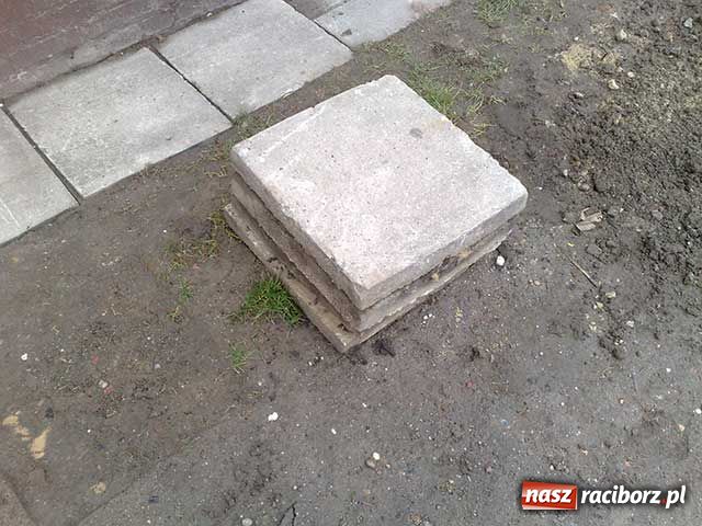 Zdjęcie w galerii na portalu naszraciborz.pl: Media pomagają wiadomości z regionu