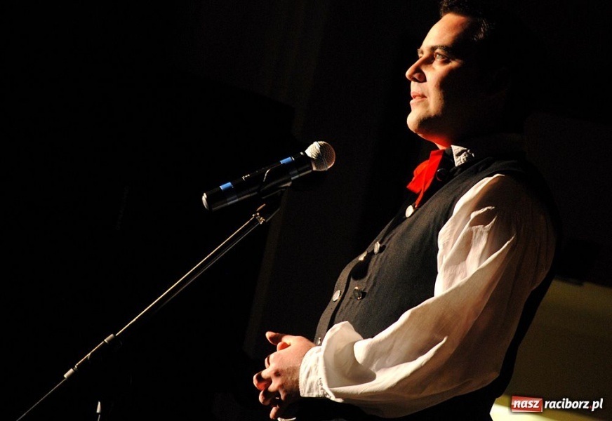 Zdjęcie w galerii na portalu naszraciborz.pl: Strzecha pokazała Hej kole młyna wiadomości z regionu