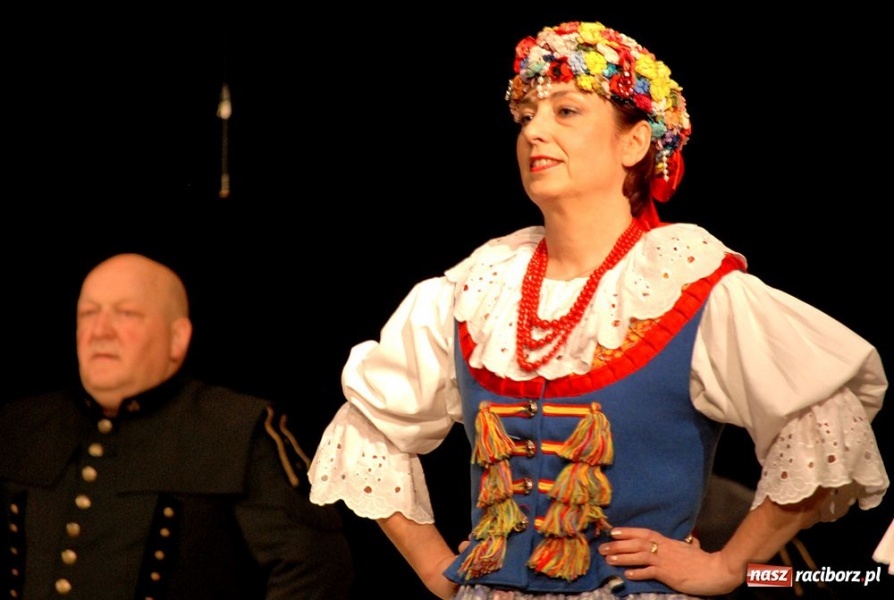 Zdjęcie w galerii na portalu naszraciborz.pl: Strzecha pokazała Hej kole młyna wiadomości z regionu