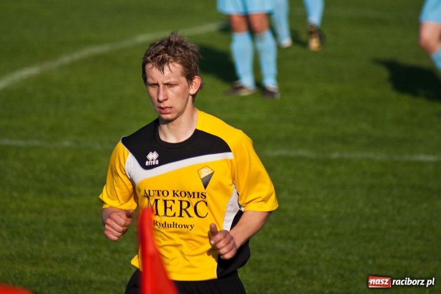 Zdjęcie w galerii na portalu naszraciborz.pl: Mecz o życie na remis wiadomości z regionu