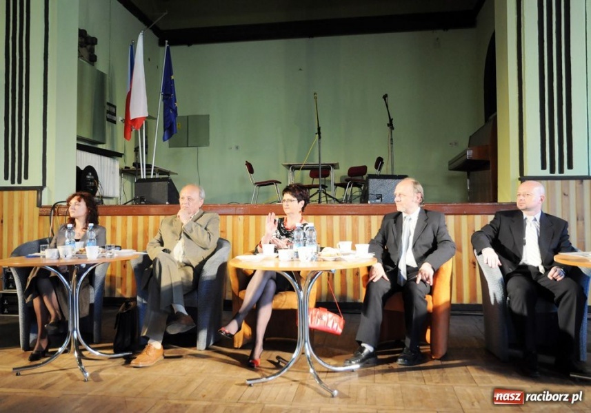 Zdjęcie w galerii na portalu naszraciborz.pl: W Borucinie dyskutowano o Morawcach wiadomości z regionu