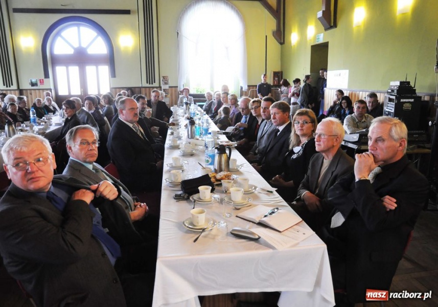 Zdjęcie w galerii na portalu naszraciborz.pl: W Borucinie dyskutowano o Morawcach wiadomości z regionu