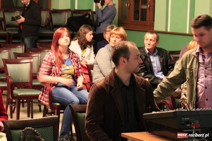 Zdjęcie w galerii na portalu naszraciborz.pl: Niedzielny wieczór w piwnicznym klimacie wiadomości z regionu