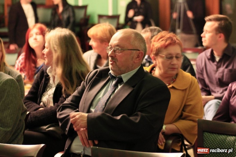 Zdjęcie w galerii na portalu naszraciborz.pl: Niedzielny wieczór w piwnicznym klimacie wiadomości z regionu