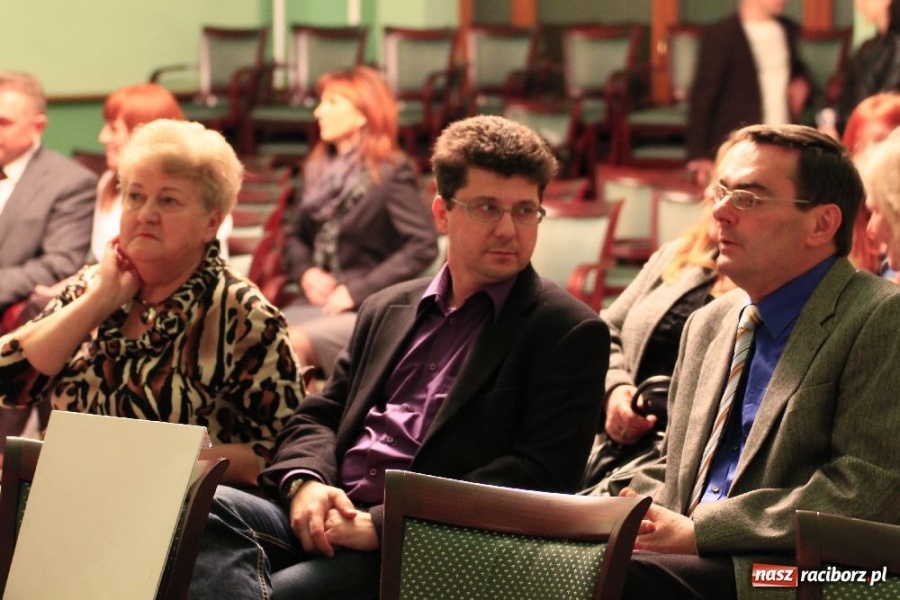 Zdjęcie w galerii na portalu naszraciborz.pl: Niedzielny wieczór w piwnicznym klimacie wiadomości z regionu