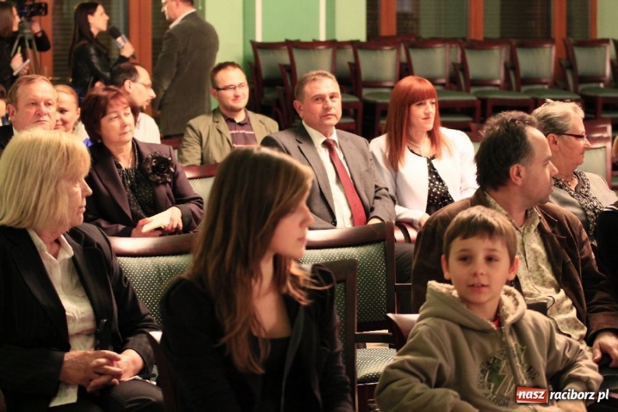 Zdjęcie w galerii na portalu naszraciborz.pl: Niedzielny wieczór w piwnicznym klimacie wiadomości z regionu