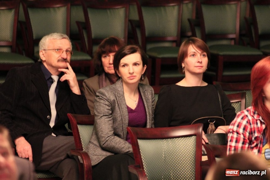 Zdjęcie w galerii na portalu naszraciborz.pl: Niedzielny wieczór w piwnicznym klimacie wiadomości z regionu