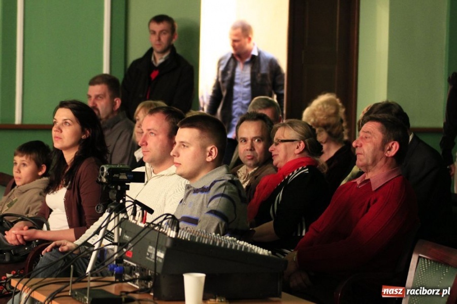 Zdjęcie w galerii na portalu naszraciborz.pl: Niedzielny wieczór w piwnicznym klimacie wiadomości z regionu