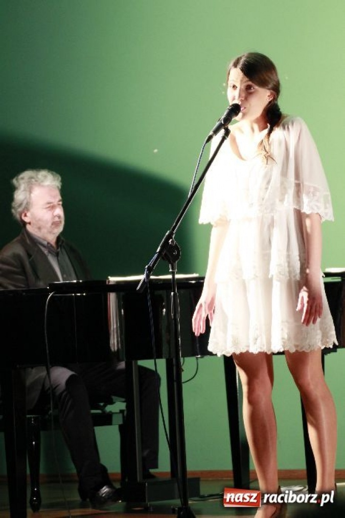 Zdjęcie w galerii na portalu naszraciborz.pl: Niedzielny wieczór w piwnicznym klimacie wiadomości z regionu