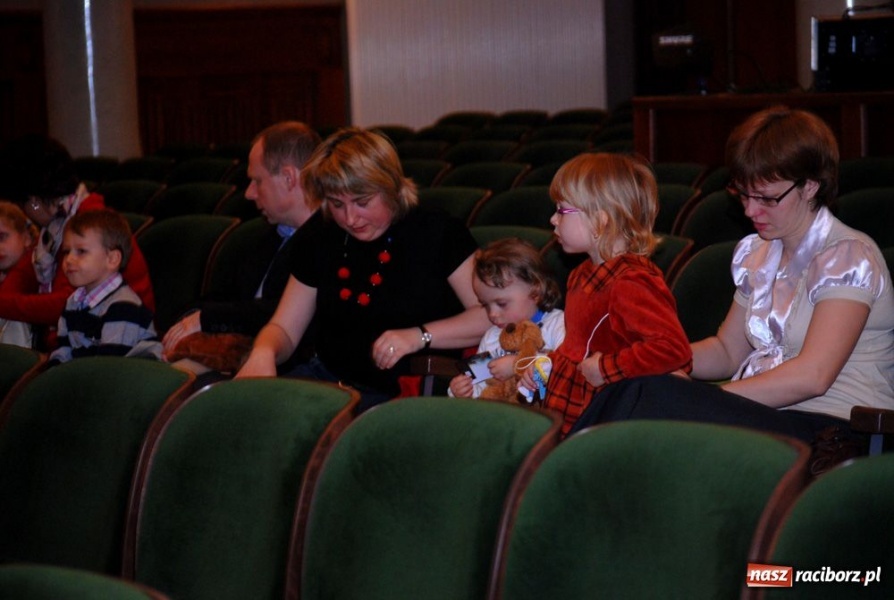 Zdjęcie w galerii na portalu naszraciborz.pl: Bajkowe popołudnie w RCK-u wiadomości z regionu