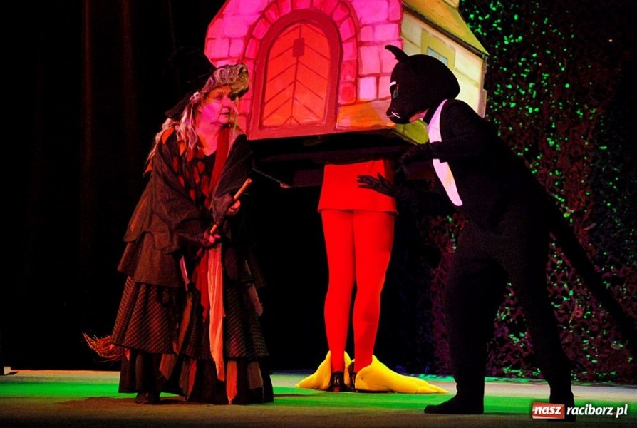 Zdjęcie w galerii na portalu naszraciborz.pl: Bajkowe popołudnie w RCK-u wiadomości z regionu