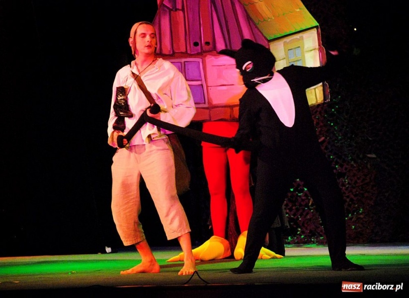 Zdjęcie w galerii na portalu naszraciborz.pl: Bajkowe popołudnie w RCK-u wiadomości z regionu