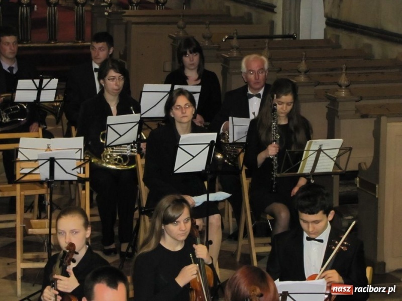 Zdjęcie w galerii na portalu naszraciborz.pl: To był koncert na najwyższym poziomie wiadomości z regionu