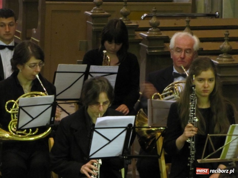 Zdjęcie w galerii na portalu naszraciborz.pl: To był koncert na najwyższym poziomie wiadomości z regionu