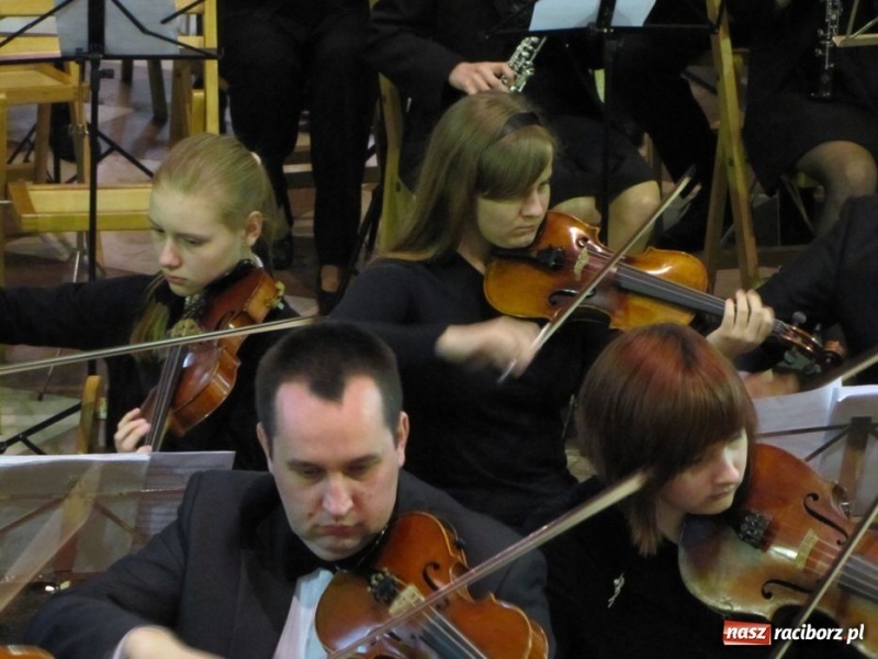 Zdjęcie w galerii na portalu naszraciborz.pl: To był koncert na najwyższym poziomie wiadomości z regionu