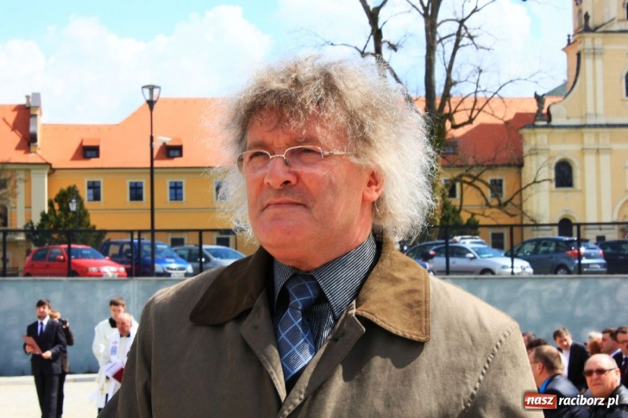 Zdjęcie w galerii na portalu naszraciborz.pl: Parking z prawdziwego zdarzenia wiadomości z regionu