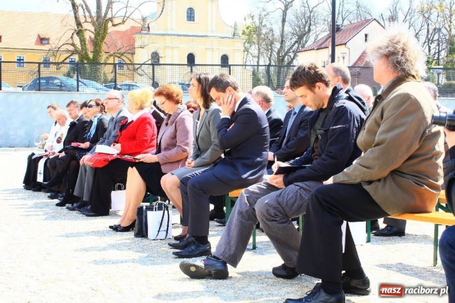 Zdjęcie w galerii na portalu naszraciborz.pl: Parking z prawdziwego zdarzenia wiadomości z regionu