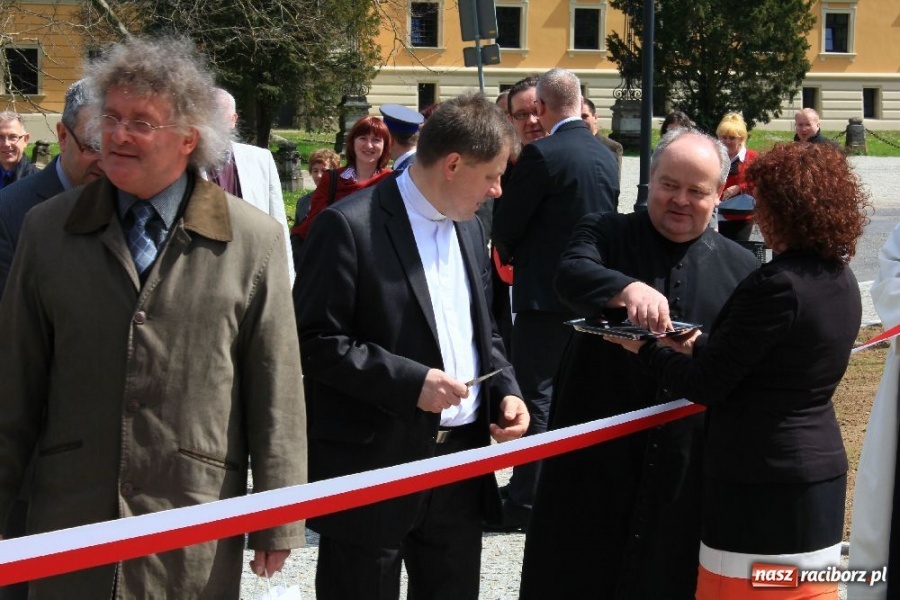 Zdjęcie w galerii na portalu naszraciborz.pl: Parking z prawdziwego zdarzenia wiadomości z regionu