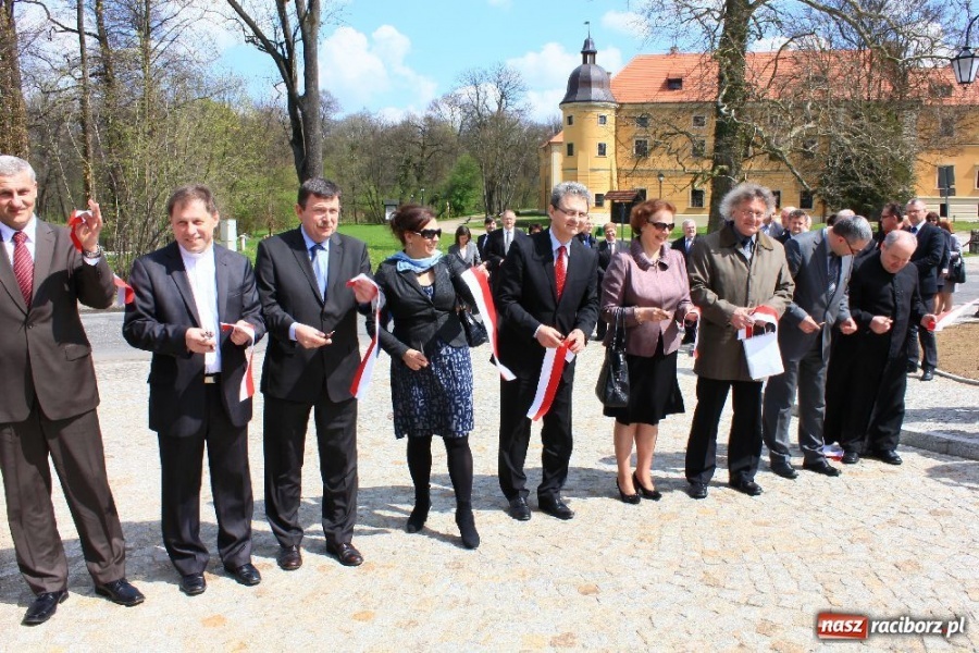 Zdjęcie w galerii na portalu naszraciborz.pl: Parking z prawdziwego zdarzenia wiadomości z regionu