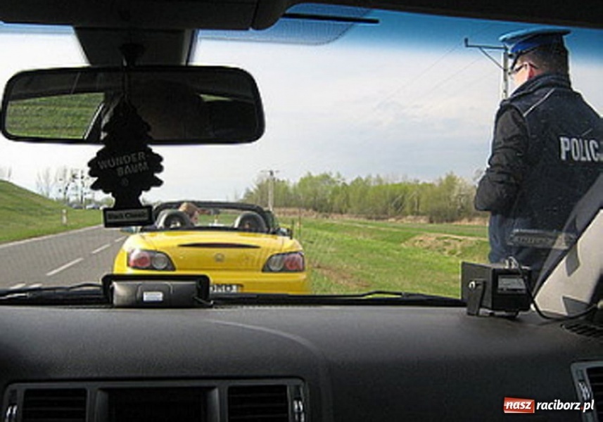 Zdjęcie w galerii na portalu naszraciborz.pl: Obława na 