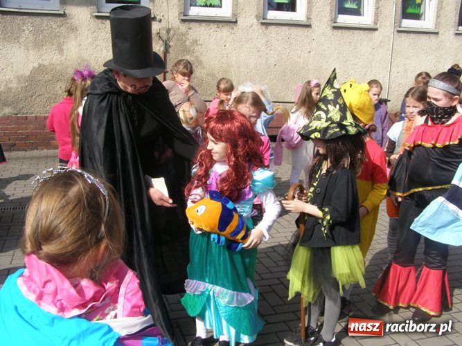 Zdjęcie w galerii na portalu naszraciborz.pl: Światowy Dzień Książki i Praw Autorskich wiadomości z regionu