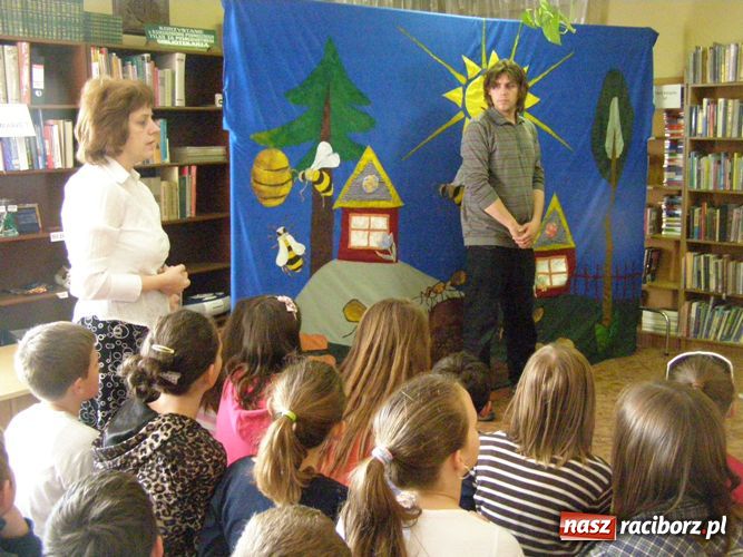 Zdjęcie w galerii na portalu naszraciborz.pl: Światowy Dzień Książki i Praw Autorskich wiadomości z regionu