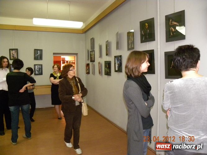 Zdjęcie w galerii na portalu naszraciborz.pl: Sztuka Ciała - Mariana Folgi wiadomości z regionu