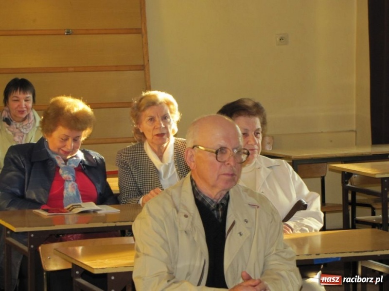 Zdjęcie w galerii na portalu naszraciborz.pl: Starosta oberwał za służbę zdrowia wiadomości z regionu