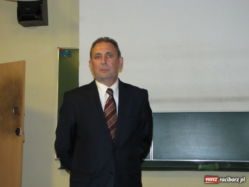 Zdjęcie w galerii na portalu naszraciborz.pl: Starosta oberwał za służbę zdrowia wiadomości z regionu