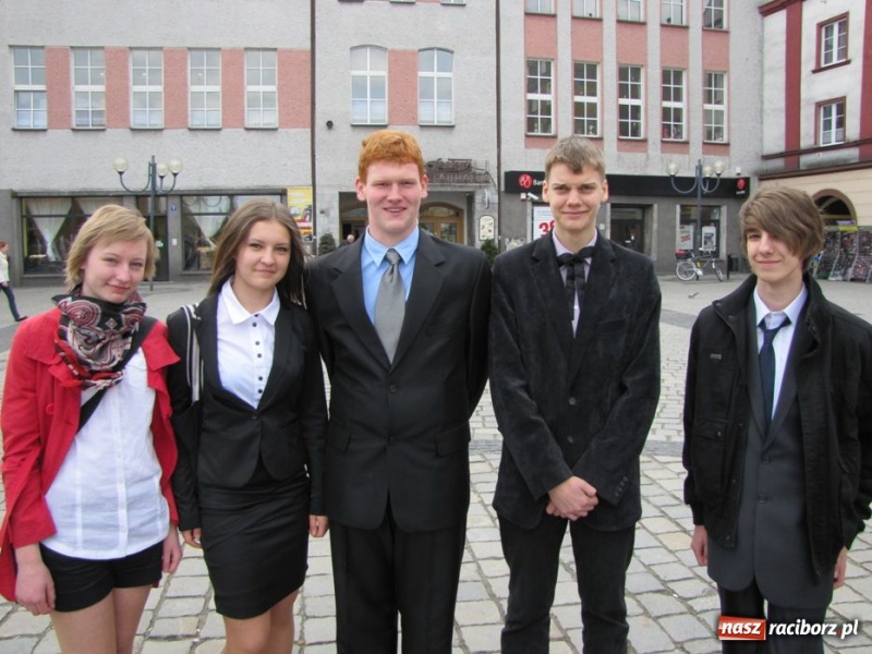 Zdjęcie w galerii na portalu naszraciborz.pl: Test gimnazjalny z polskiego to pikuś wiadomości z regionu