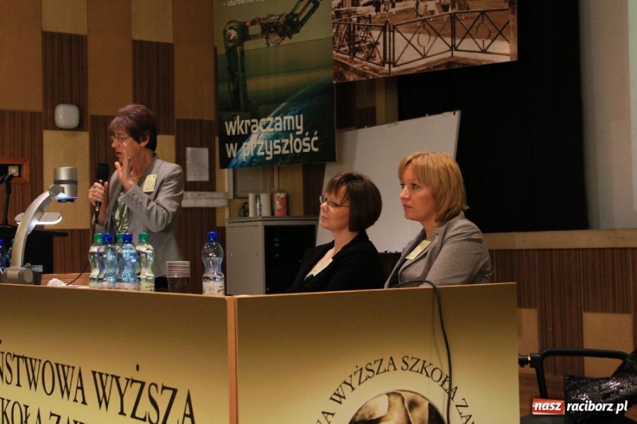 Zdjęcie w galerii na portalu naszraciborz.pl: Współczesne problemy dzieci i młodzieży wiadomości z regionu